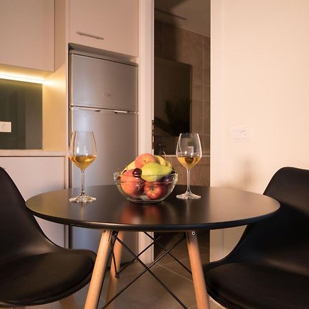 Lodge Modern Apartments, In Kalamaki Centre Δωμάτιο φωτογραφία